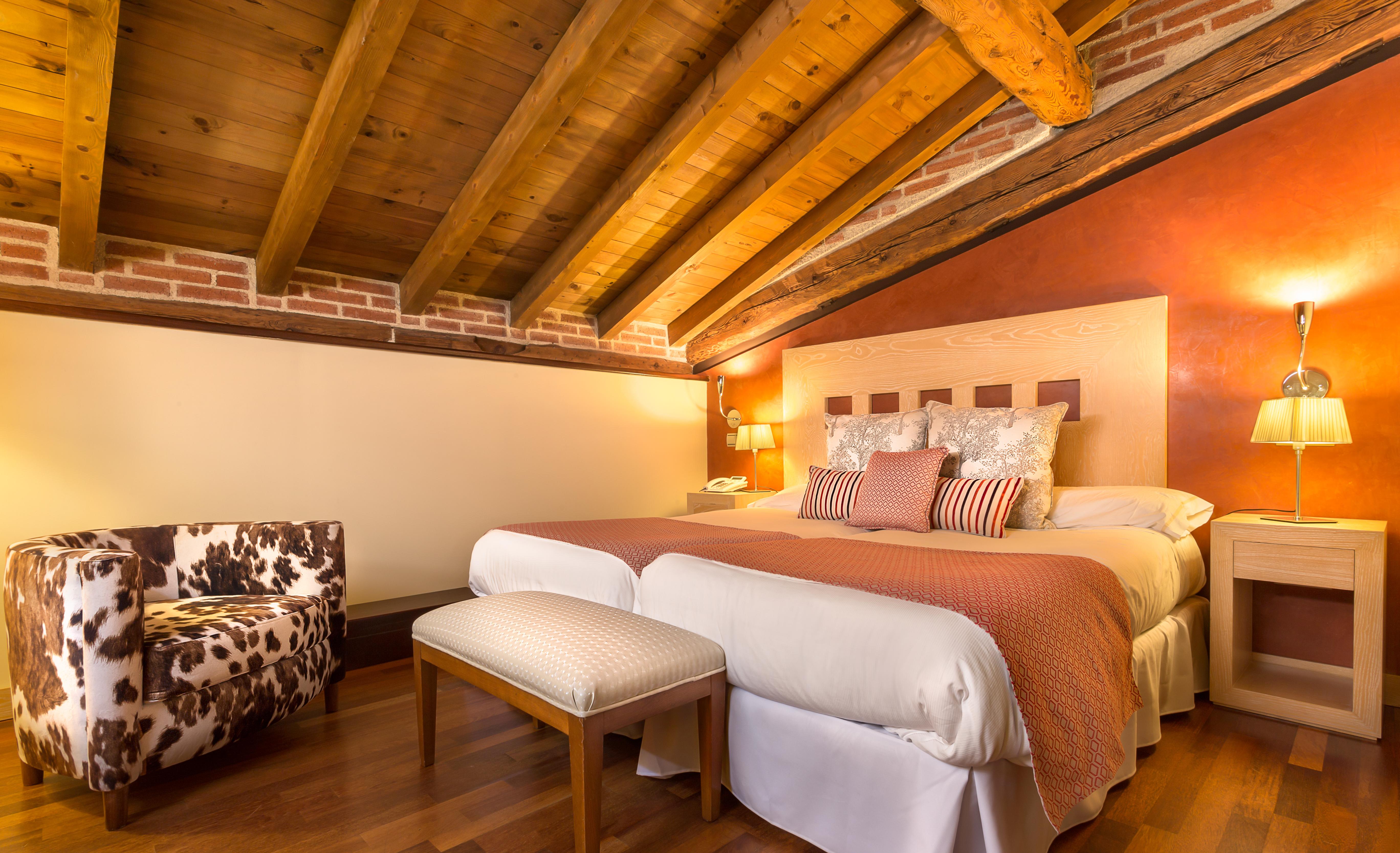 Hotel Izan Puerta De Gredos El Barco de Ávila Esterno foto