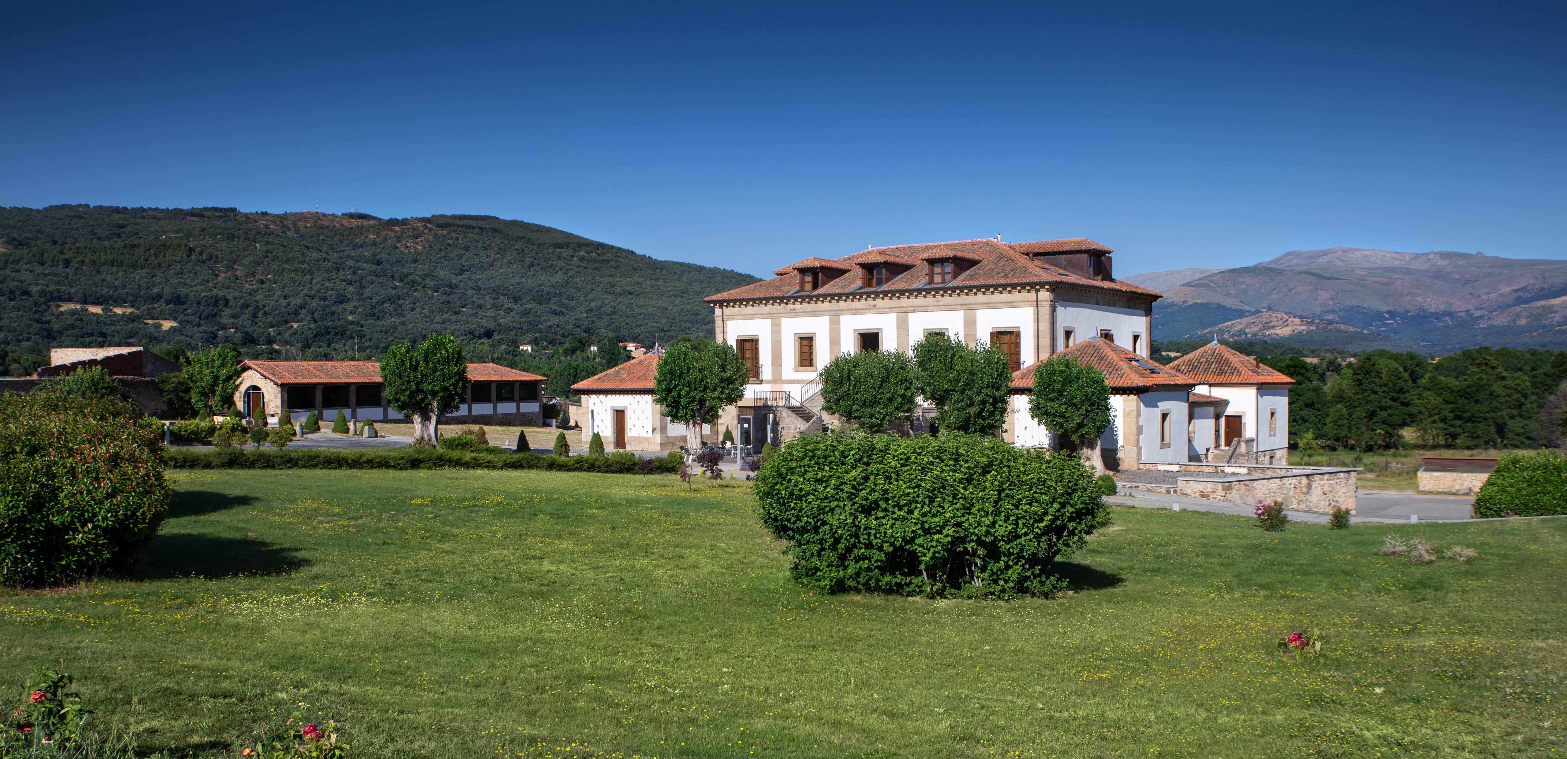 Hotel Izan Puerta De Gredos El Barco de Ávila Esterno foto